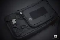 在飛比找Yahoo!奇摩拍賣優惠-【磐石】黑色~台灣製造40公分側背包手槍袋，槍袋，收納袋-B