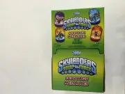 2013 TOPPS SKYLANDERS SWAP FORCE DOG TAGS GRAVITY FEED BOX ( 36 PACKS )