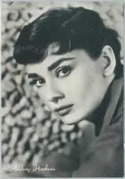 78748 - VINTAGE POSTCARD - CINEMA: Audrey Hepburn