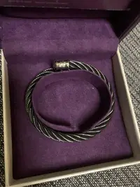 在飛比找Yahoo!奇摩拍賣優惠-夏利豪黑色鋼索手環