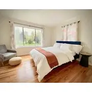 Spacious Home & Yard In Arcatas Creamery District
