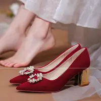 在飛比找樂天市場購物網優惠-酒紅色婚鞋紅秀禾冬季2021年新款粗跟絨面高跟鞋女結婚中式新