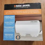 NEW SEALED Black & Decker SPACEMAKER CO100WM Under Cabinet Can Opener - White