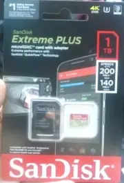 SanDisk - Extreme PLUS 1TB microSDXC UHS-I Memory Card