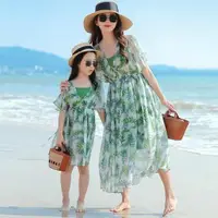 在飛比找蝦皮購物優惠-親子母女姐妹裝夏裝女童洋裝洋氣兒童公主裙海邊度假沙灘裙長裙