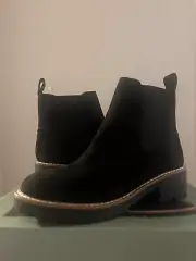 Kensie Kayla Ladies' Size 6.5, Faux Suede Boot, Black, New in Box