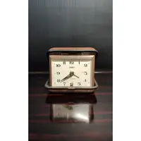在飛比找蝦皮購物優惠-早期日本機械鐘-日本AIKO真皮機械鐘（全球編號：67）（鐘
