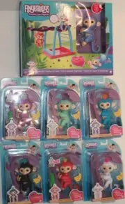 WOWWEE FINGERLINGS LOT of 7 EXCLUSIVE LIV MONKEY BARS