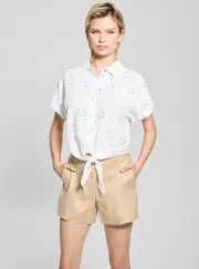 GUESS Women's White Brigitte Embroidered Shirt Size: Small