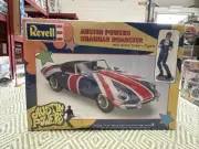 Revell Austin Powers Shaguar Roadster 1/24 Factory Sealed