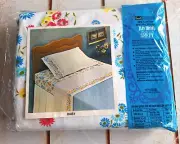 VTG Grants Fashions For The Home Double Fitted Sheet Daisy Pattern 54" X 76"