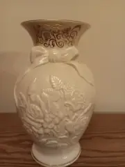LENOX MILLENIUM ROSES OF PEACE VASE - LIMITED EDITION