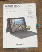 Logitech Slim Folio Keyboard Case for Apple iPad 7th/8th Gen. - Graphite