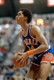 Dennis Johnson of the Phoenix Suns 1981 Basketball Photo 20
