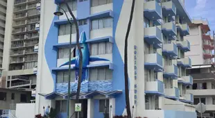 假日沖浪酒店Holiday Surf Hotel