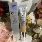 IT COSMETICS ~ CC + COLOR CORRECTING FULL COVERAGE CREAM ~ MEDIUM TAN ~ 1.08 OZ