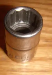 CRAFTSMAN 7/16" SOCKET 3/8 " DRIVE 12PT USA -EE-#43332 USED 2 TIMES