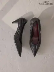 Black Signature Premium Scrunched Pointed Court Heels (F24487) | $111