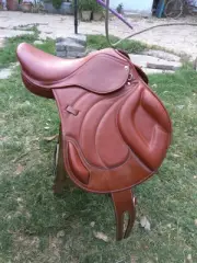 WILDRACE New Jumping close contact saddle / Change gullets