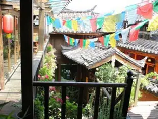 如鄉客棧4號院 - 束河左右客棧Lijiang Left & Right Inn