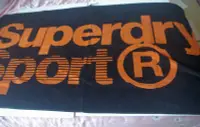 在飛比找Yahoo!奇摩拍賣優惠-?? Superdry Large Sport Towel 