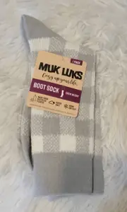 Muk Luks Women's Size 6-11 Boot Sock Crew Height Grey Gingham Buffalo Plaid Sock