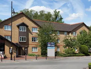 旅屋飯店 - 斯坦斯Travelodge Staines