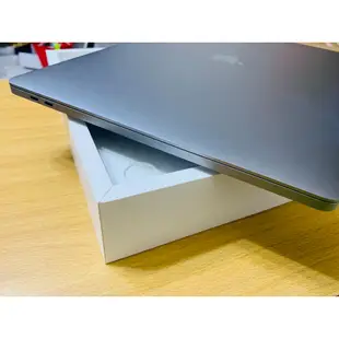 台中 全新電池 MacBook Pro 16吋 i9 (2.3) 64G 2TB 獨顯8G 灰色 太空灰 Apple