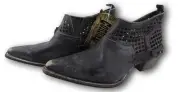 CORRAL Women's Distressed Black Shortie Pointed Toe Boots C3052