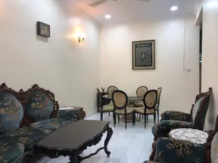 Redzuan HomestayRedzuan Homestay (Muslim Friendly)