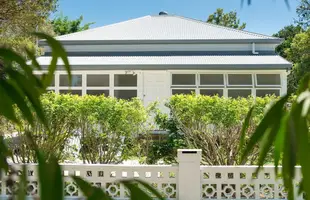 拜倫灣莉娜海濱別墅Lena's Beach House Byron Bay