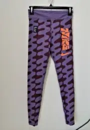 NWT KIDS GIRLS YOUTH NIKE PANTS RETRO PRINT LEGGINGS MID RISE FULL LENGTH SZ L