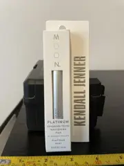 MOON Platinum Advanced Teeth Whitening Pen / Kendal Jenner, NEW 0.09 oz