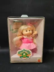 NIB Vintage 1995 Cabbage Patch Kids Kid Collectible Doll Janice Sabrina