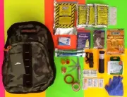 Bug Out Bag/Prepper/Car Safety Kit/Hurricane/Earthquake Emergency Christmas GIFT