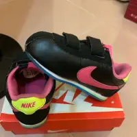 在飛比找蝦皮購物優惠-Nike粉色兒童阿甘鞋....再降價出清賣
