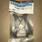 Team Associated 7442 ASC7442 Front Shock Tower RC10 TEAM ASSOCIATED T4