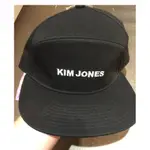 KIM JONES 潮流板帽 GU