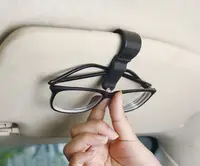 在飛比找樂天市場購物網優惠-車用眼鏡夾 遮陽板眼鏡夾 汽車眼鏡架夾支架 眼鏡/卡片夾 破