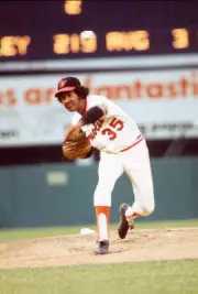 Mike Cuellar 1975 2 Baltimore Orioles Baseball Old Photo