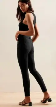 Banana Republic Zero Gravity Stay Color Skinny Jeans Size 28 Short Black