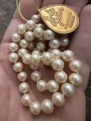 VINTAGE LIGHT VANILLA JOLIE GABOR MAJORICA SPAIN PEARL STERLING CLASP NECKLACE