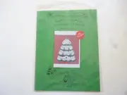 TRADITIONAL TREASURES COUNTRY CHRISTMAS ADVENT CALENDER ARTS AND CRAFT NO SEWING