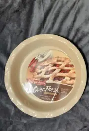 Oven Fresh Stonewear 9inch Pie Plate. New