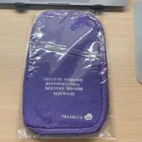 在飛比找蝦皮購物優惠-紫色護照袋 TRAVELUS
