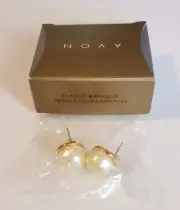 Vintage Faux Pearl Avon Classic Baroque Pearlesque Pierced Earrings NIB