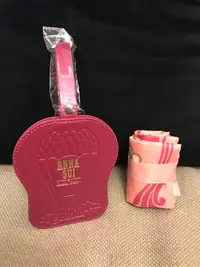 在飛比找Yahoo!奇摩拍賣優惠-Hello Kitty x Anna Sui 皮革吊飾購物袋