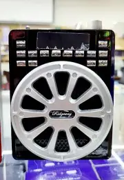 bluetooth speaker with (MICROPHONE) Fm Radio USB TF RECHARGEABLE LOUD & CLEAR