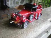 MATCHBOX OF YESTERYEAR FIRE TRUCK YFE-12 1930 FORD A FIRE CHIEF VINTAGE NEW N BO