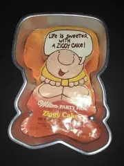 5x WILTON CAKE PAN LOT:Ziggy, Donald Duck, Yogi Bear, Casper Ghost, Wise Old Owl